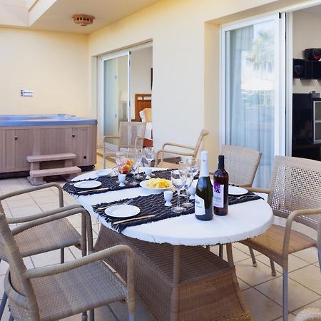 Malibu Mansions By The Beach By Alfresco Stays El Faro Екстериор снимка