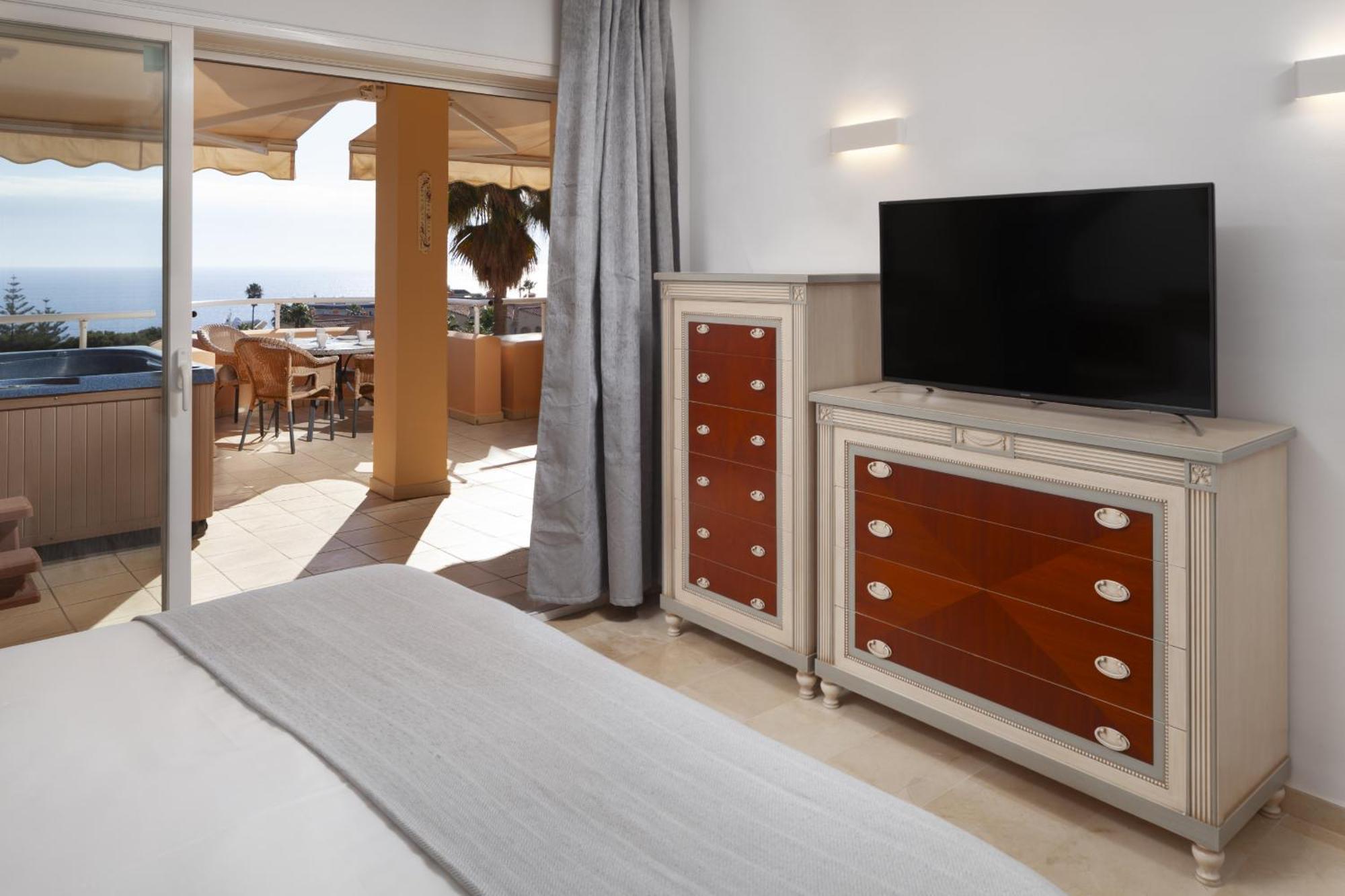 Malibu Mansions By The Beach By Alfresco Stays El Faro Екстериор снимка