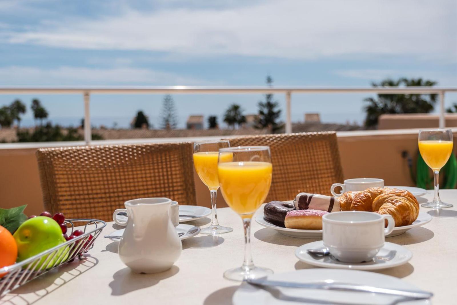 Malibu Mansions By The Beach By Alfresco Stays El Faro Екстериор снимка